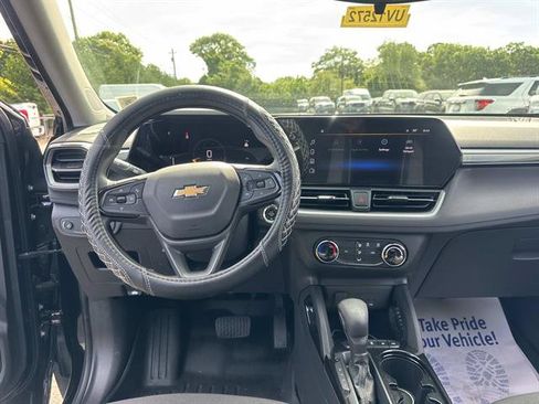 Used 2024 Chevrolet TrailBlazer LS w/ LS Convenience Package AWD/4WD image 10