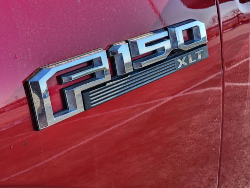 Used 2018 Ford F150 XLT w/ Equipment Group 302A Luxury image 11