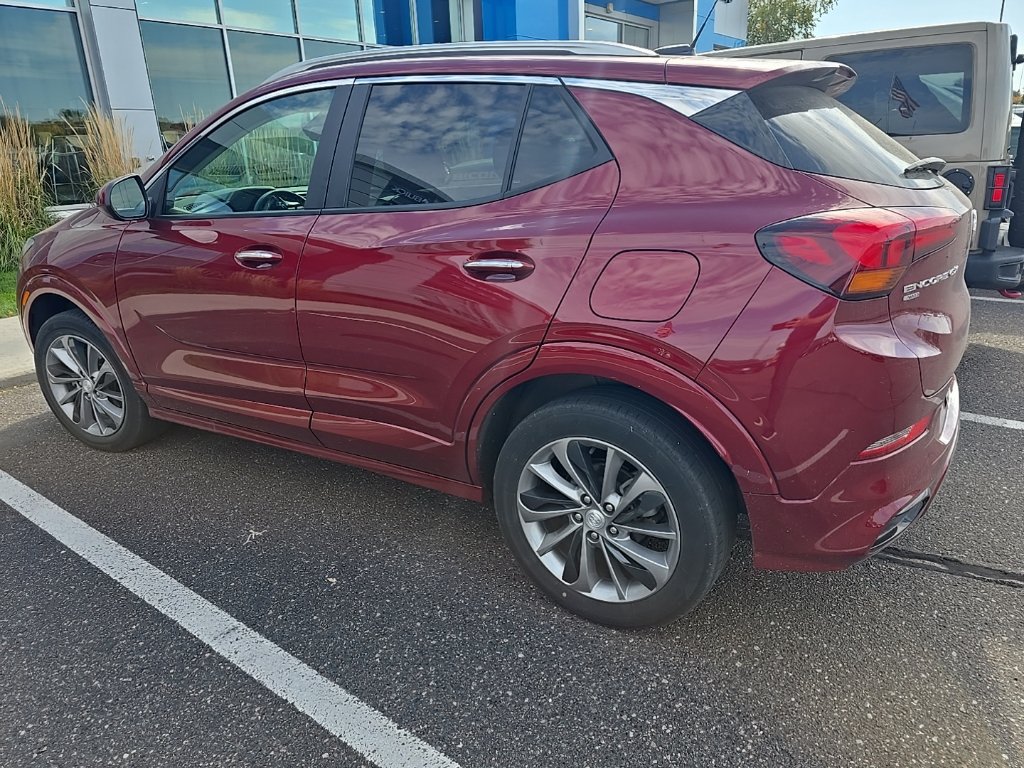 Used 2023 Buick Encore GX Select w/ Sport Touring Package AWD/4WD image 2