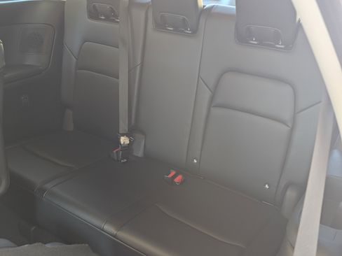 Used 2022 Nissan Pathfinder SL w/ SL Premium Package image 19