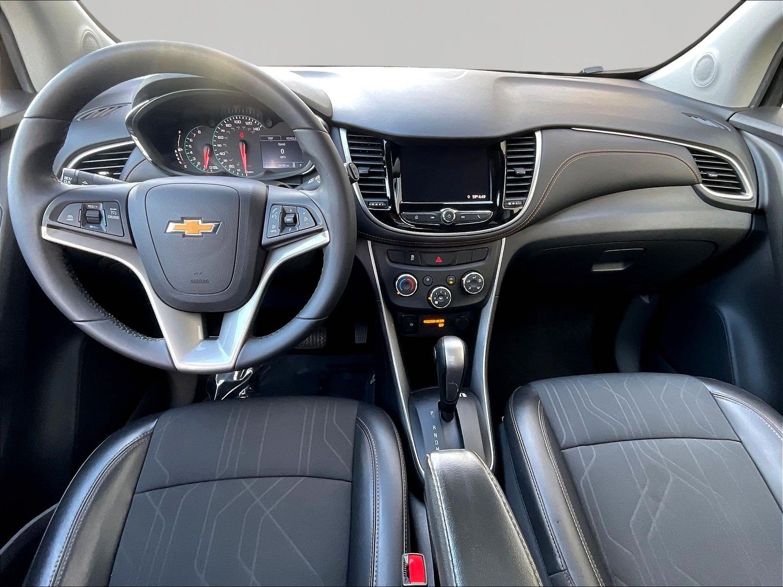 Used 2021 Chevrolet Trax LT w/ Driver Confidence Package FWD image 7