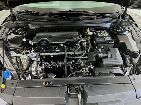 Used 2025 Kia K4 LXS image 33