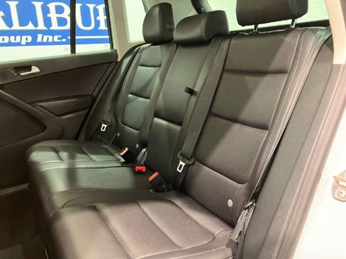Used 2017 Volkswagen Tiguan Wolfsburg Edition image 35