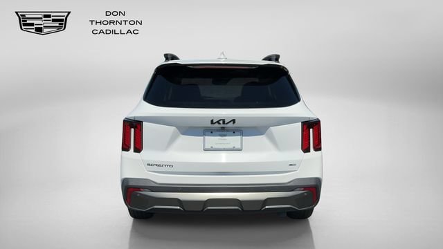 Used 2025 Kia Sorento SX AWD/4WD image 4