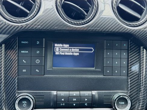 Used 2022 Ford Mustang GT w/ Black Accent Package RWD image 9