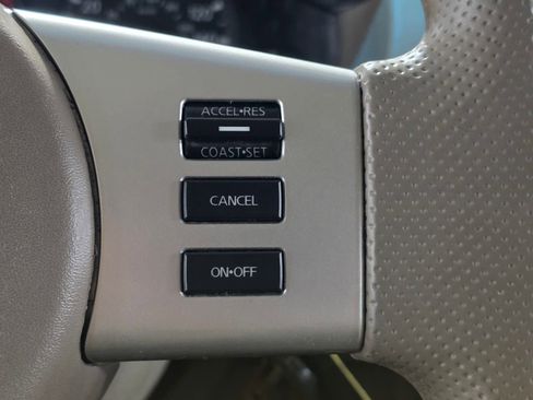 Used 2015 Nissan Frontier SV image 28