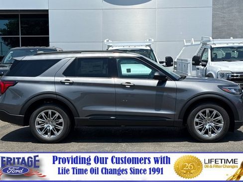 New 2026 Ford Explorer Active w/ Active Comfort Package AWD/4WD image 3