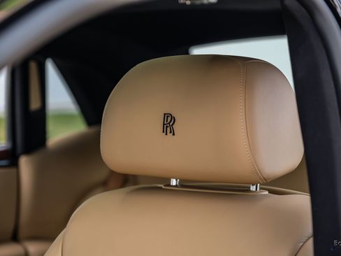 Used 2017 Rolls-Royce Ghost RWD image 45