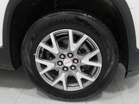 Used 2021 GMC Acadia SLT AWD/4WD image 5