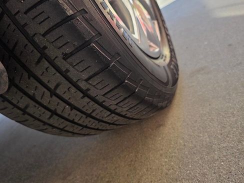 Used 2015 Buick Enclave Premium image 31