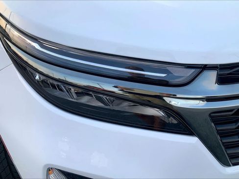 Used 2022 Chevrolet Equinox RS w/ LPO, Floor Liner Package FWD image 25