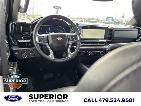 Used 2025 Chevrolet Silverado 3500 LTZ w/ LTZ Convenience Package AWD/4WD image 20