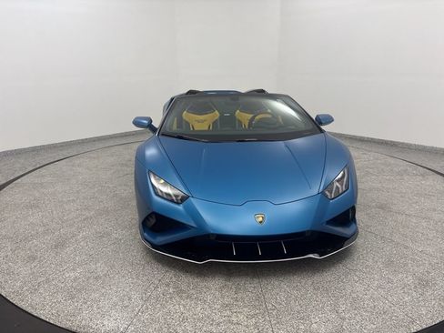 Used 2020 Lamborghini Huracan EVO RWD image 22