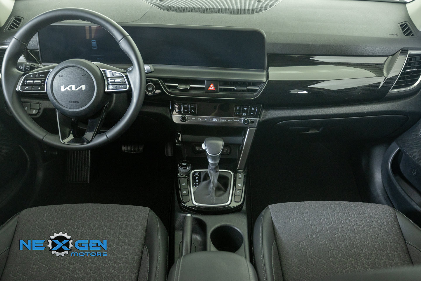 Used 2025 Kia Seltos S AWD/4WD image 4