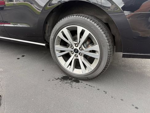 Used 2020 Ford Expedition Platinum AWD/4WD image 9