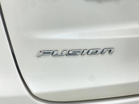 Used 2020 Ford Fusion Titanium FWD image 37