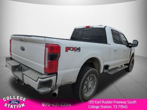 Used 2023 Ford F250 XLT w/ XLT Premium Package image 3