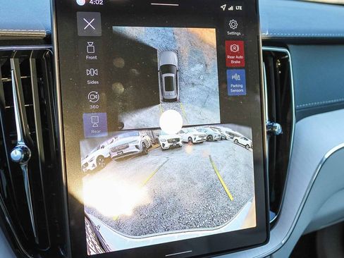 New 2026 Volvo XC60 T8 Ultra w/ Protection Package Premier AWD/4WD image 25