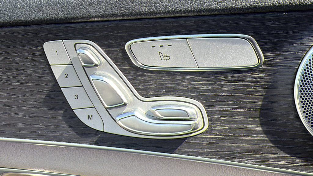 Used 2021 Mercedes-Benz C 300 4MATIC Sedan image 19