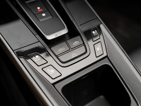 Used 2020 Porsche 911 Carrera image 53