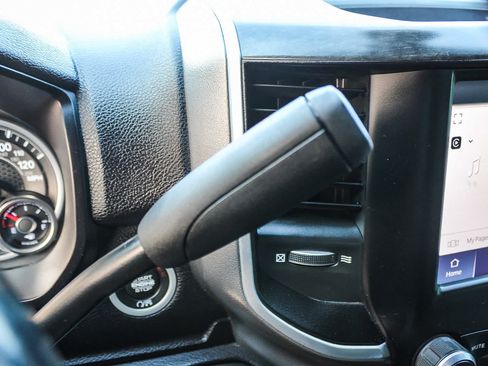 Used 2024 RAM 2500 Big Horn AWD/4WD image 19