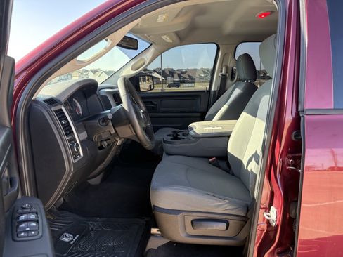 Used 2017 RAM 1500 Express image 13