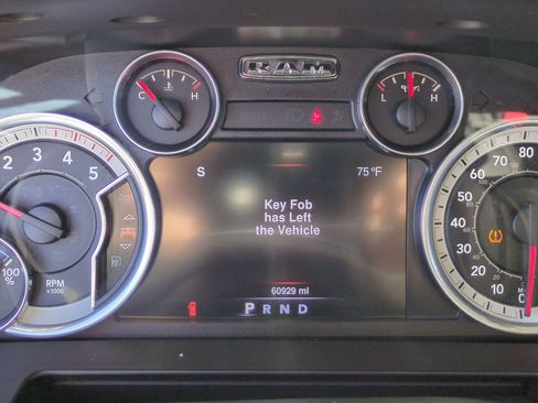 Used 2016 RAM 2500 Laramie w/ Sport Appearance Group image 21