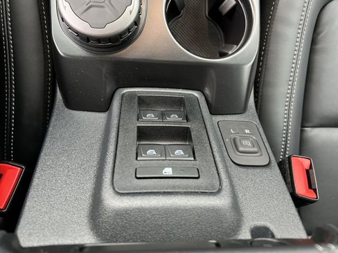 New 2026 Ford Bronco Outer Banks AWD/4WD image 15