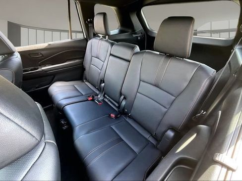 Used 2024 Honda Passport TrailSport image 21