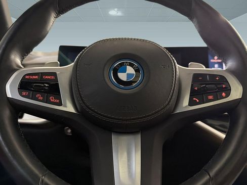 Used 2024 BMW X5 xDrive50e w/ M Sport Package AWD/4WD image 18