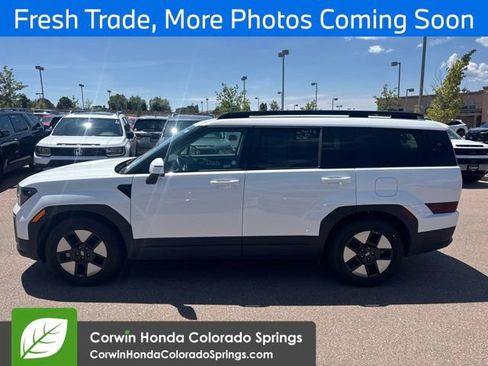 Used 2025 Hyundai Santa Fe SEL AWD/4WD image 6