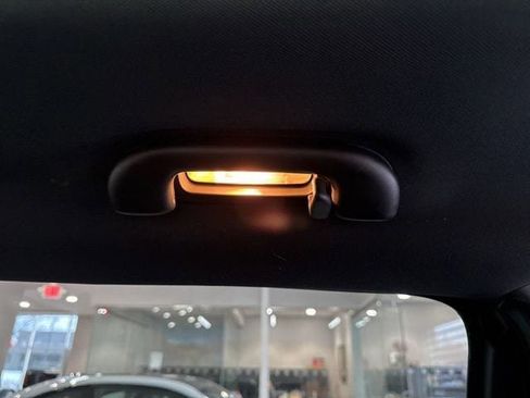 Used 2022 Jeep Compass Altitude w/ Sun and Sound Group image 42