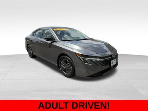 Used 2026 Nissan Sentra SV w/ Floor Mat Package FWD image 2