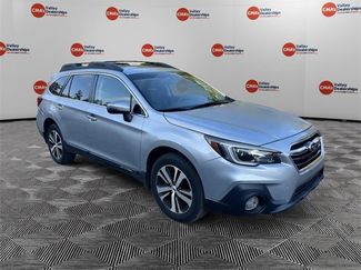 Used 2018 Subaru Outback 2.5i Limited w/ Popular Package #2 image 1