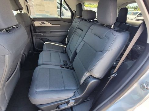 New 2026 Ford Explorer Active AWD/4WD image 6