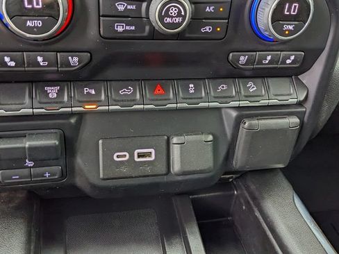 Used 2022 Chevrolet Silverado 3500 High Country AWD/4WD image 29