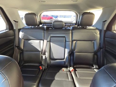 Used 2023 Ford Explorer XLT w/ Equipment Group 202A image 29