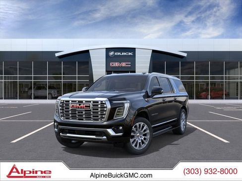 New 2026 GMC Yukon XL Denali w/ Denali Reserve Package AWD/4WD image 8