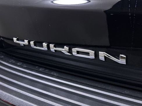 New 2026 GMC Yukon Denali w/ Sun & Power Step Package AWD/4WD image 34