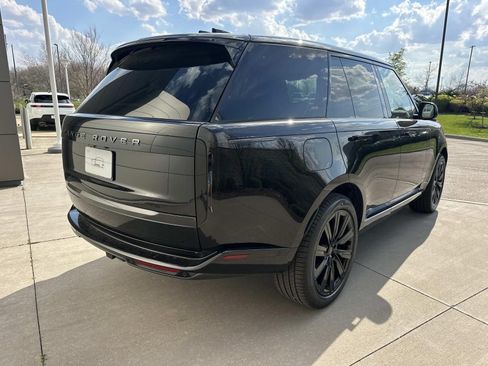 New 2026 Land Rover Range Rover SE AWD/4WD image 5