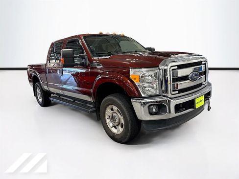 Used 2016 Ford F250 XLT w/ XLT Value Package AWD/4WD image 3