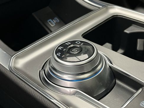 Certified 2023 Ford Edge Titanium w/ Class II Trailer Tow Package image 24