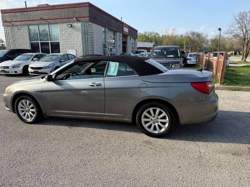 Used 2012 Chrysler 200 Touring image 14
