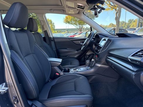 Certified 2023 Subaru Forester Premium image 29