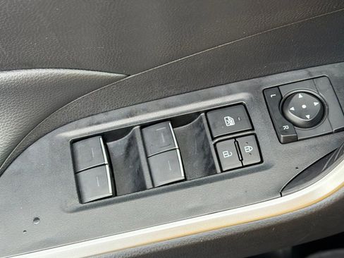 Certified 2025 Toyota RAV4 XLE image 14