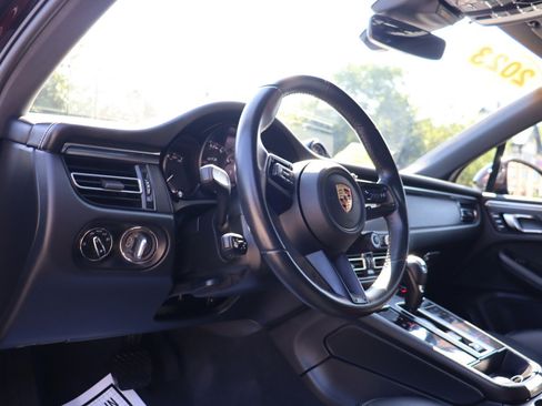 Used 2024 Porsche Macan GTS AWD/4WD image 10