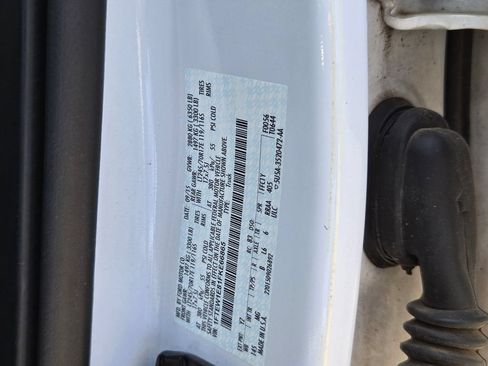 Used 2015 Ford F150 XLT AWD/4WD image 17