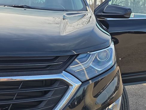 Used 2018 Chevrolet Equinox LT image 29