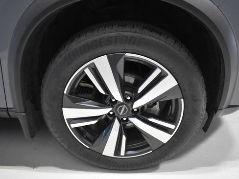 Certified 2023 Nissan Rogue SL w/ SL Premium Package AWD/4WD image 10