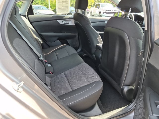 Used 2022 Kia Forte LXS w/ LXS Technology Package FWD image 23